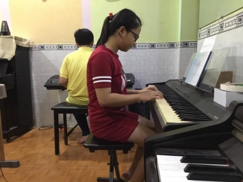 Dạy đàn piano từ cơ bản đến nâng cao dành cho thiếu nhi Trung tâm ở đường Nguyễn ảnh Thủ, Quận 12 Tp