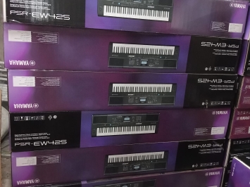Bán đàn yamaha psr EW425 mới chính hãng giá rẻ tại Huyện Hóc Môn TPHCM