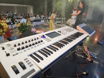 Dạy đàn organ keyboard đám cưới bao ra nghề chơi show tại Quận 12 TPHCM