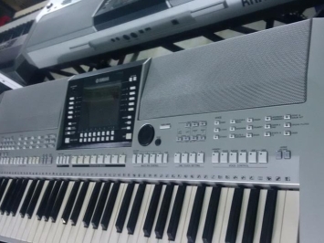 BÁN ĐÀN ORGAN YAMAHA PSR S710 CŨ