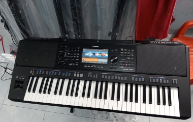 Bán đàn Yamaha PSR sx720 like new giá rẻ tại Huyện Bình Chánh TPHCM