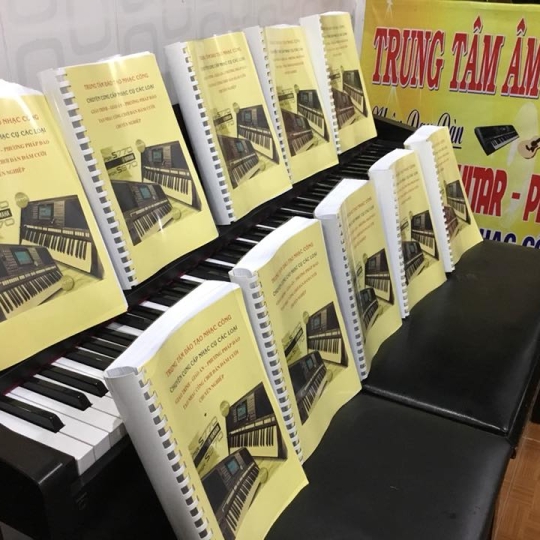 Dạy chơi đàn organ keyboard đám cưới bao ra nghề chơi show chuyên nghiệp, dạy miễn phí
