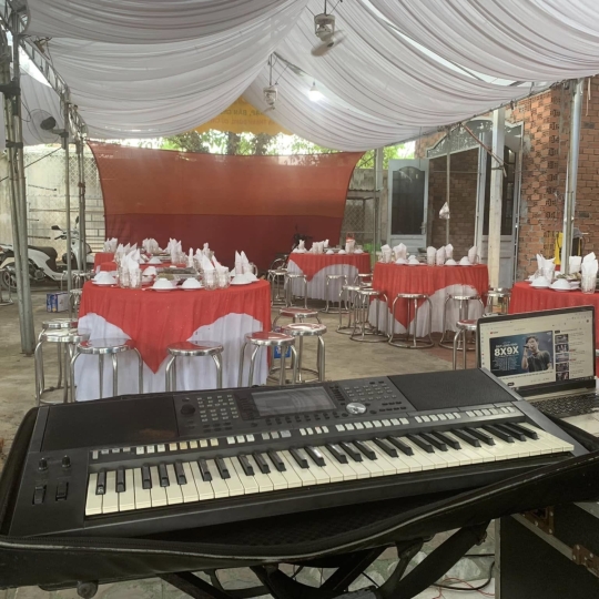 Dạy chơi đàn organ keyboard đám cưới bao ra nghề chơi show chuyên nghiệp, dạy miễn phí