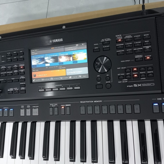Bán đàn Yamaha psr SX920 LIKE NEW còn bảo hành chính hãng yamaha 23 tháng