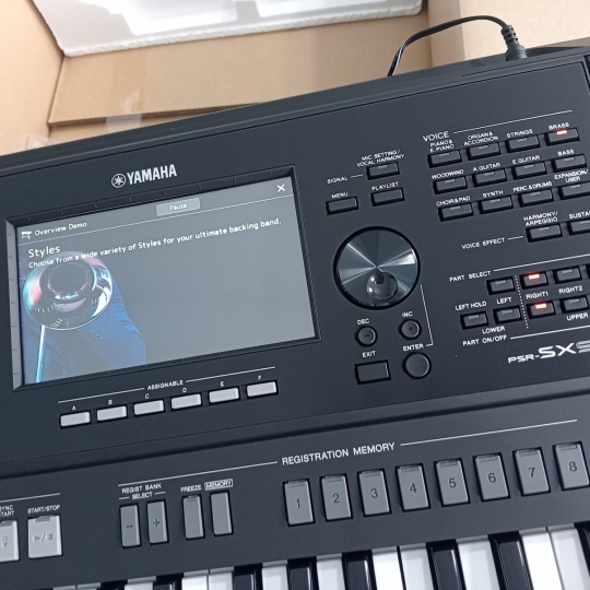 Bán đàn Yamaha psr SX920 LIKE NEW còn bảo hành chính hãng yamaha 23 tháng