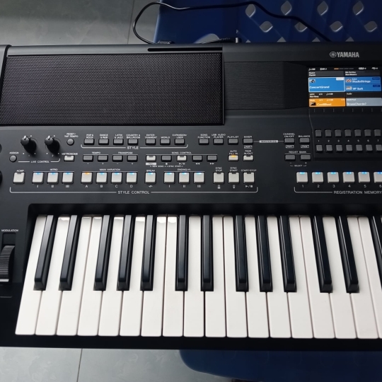 Bán thanh lý đàn Yamaha psr SX600 LIKE NEW nguyên zin, Gía rẻ nhất thị trường Việt Nam